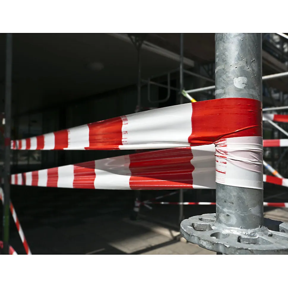 AMIG - Bande de balisage 522 - 70 mm x 200 m - Polyéthylène faible densité LDPE - Rouge-Blanc
