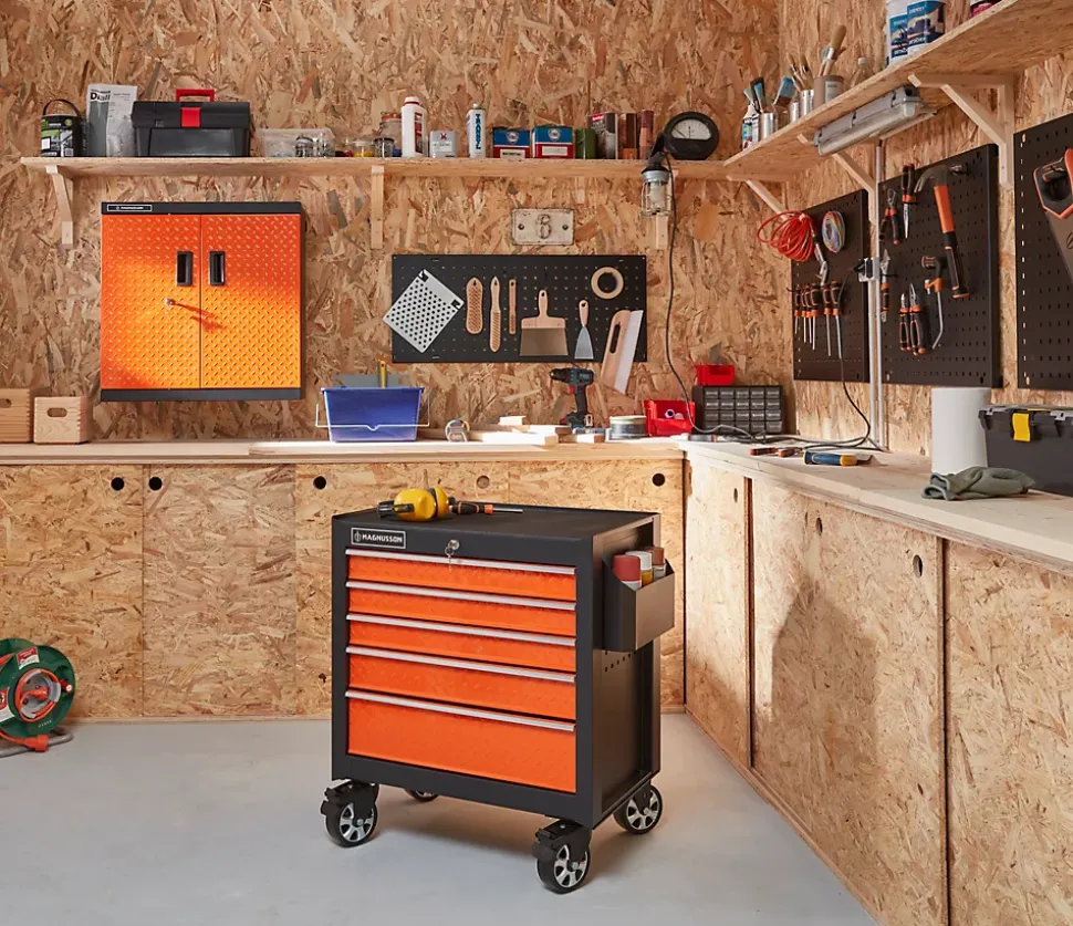 Armoire à outils murale en métal Magnusson noir et orange