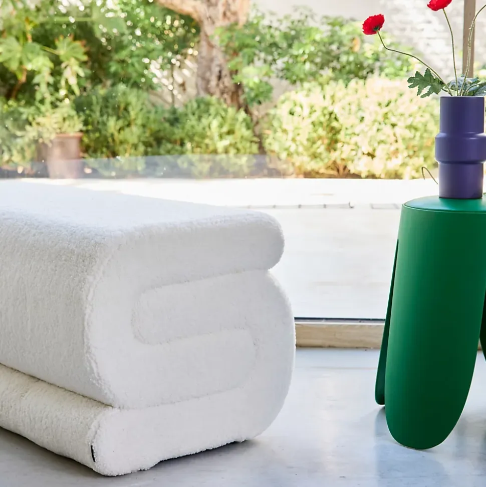 Banc design revêtement bouclette crème 1-2 places L 92 x P 50 x H 45cm - Sasha