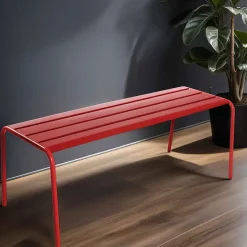 Banc d'intérieur en métal rouge Palavas Oviala