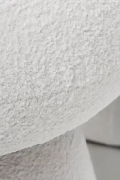 Banquette tapissée avec structure et pieds en boucle blanche