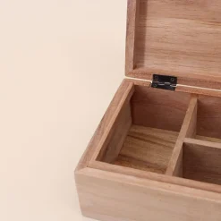 Boite à bijoux en bois relief fleuri 19x14cm
