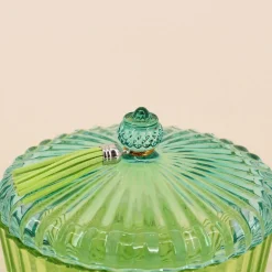 Boîte avec couvercle en verre coloré strié 14x8cm