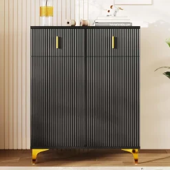 Buffet élégant avec panneaux texturés, étagères réglables et décorations dorées, avec tiroirs