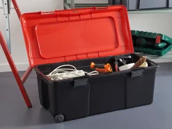 Camper bricolage noir et rouge 75 L vendu par 3 pièces