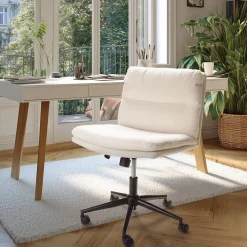 Chaise de bureau à roulettes en tissu écru dossier carré