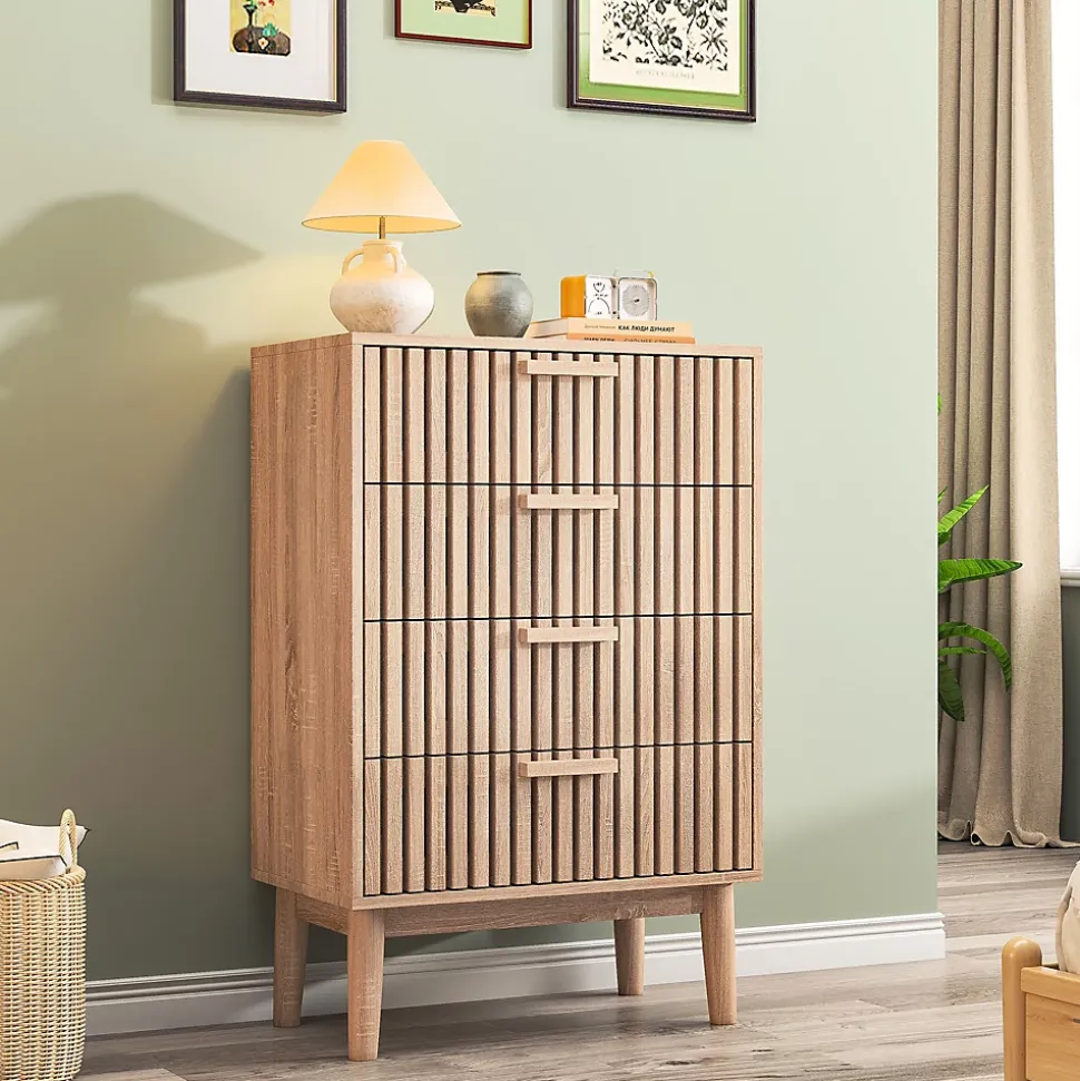 Commode en bois naturel avec 4 tiroirs, design à rainures verticales, grande capacité de rangement, robuste et stable