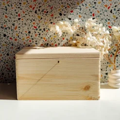 Creative Deco Boîte en Bois avec Clé - 40 x 30 x 24 cm - Boîte de Rangement Non Peinte et Brut - Coffre à Souvenirs avec Couvercle