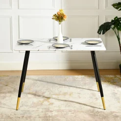 Ensemble table blanche effet marbre et 4 chaises scandinaves blanches cassées