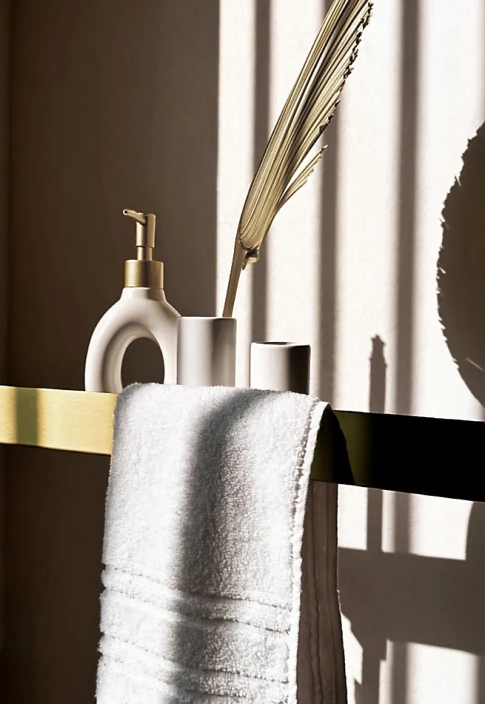 ETAGÈRE DE SALLE DE BAIN REA SF02-600-BG BRUSH GOLD
