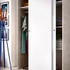 Garde-robe 2 portes Alyson, Cintre pour chambre à coucher, Armoire à portes coulissantes, 120x50h204 cm, Blanc et Chêne