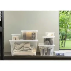 Grande Malle en plastique transparente pour vêtements 134 litres Basic Box
