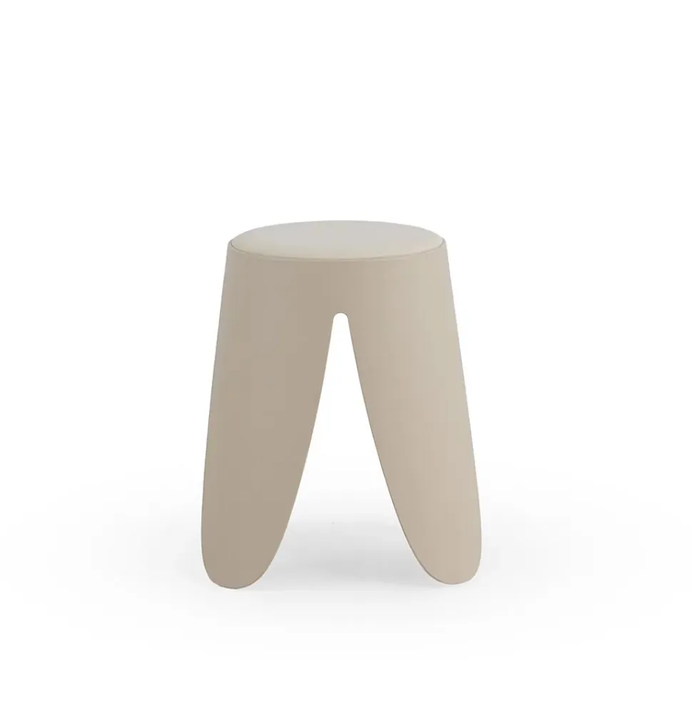 Lot de 4 tabourets bas en polypropylène avec assise tapissée simili cuir