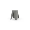Lot de 4 tabourets bas en polypropylène avec assise tapissée simili cuir