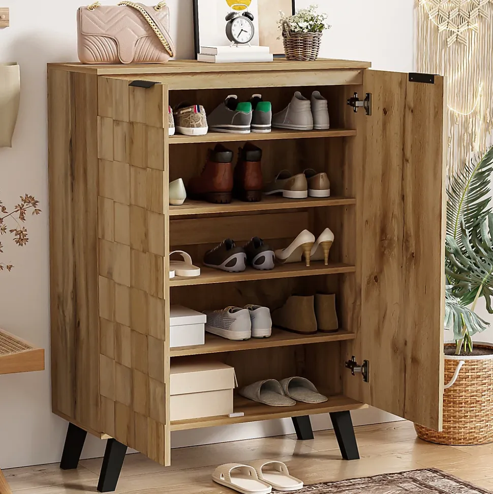 Meuble à chaussures 80,5 cm aspect bois avec portes à relief géométrique, 4 étagères réglables, pieds noirs