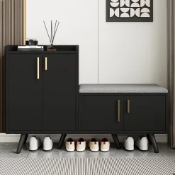 Meuble à chaussures noir avec 4 portes, poignées métalliques asymétriques, panneaux particules + métal, 120x34x82,8 cm