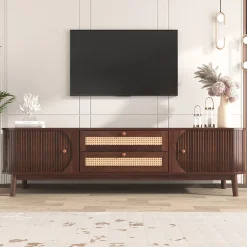 Meuble TV Bas en Bois Naturel avec Portes Coulissantes et Tiroirs - Style Rustique et Détails en Rotin - 170x39,5x46 cm - Marron