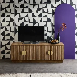 Meuble TV exotique 4 portes décor bois de manguier. poignées en métal doré L 140 x P 40 x H 48cm