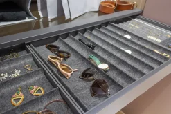 Organiseur de tiroir pour bijoux taille S gris Box & Beyond