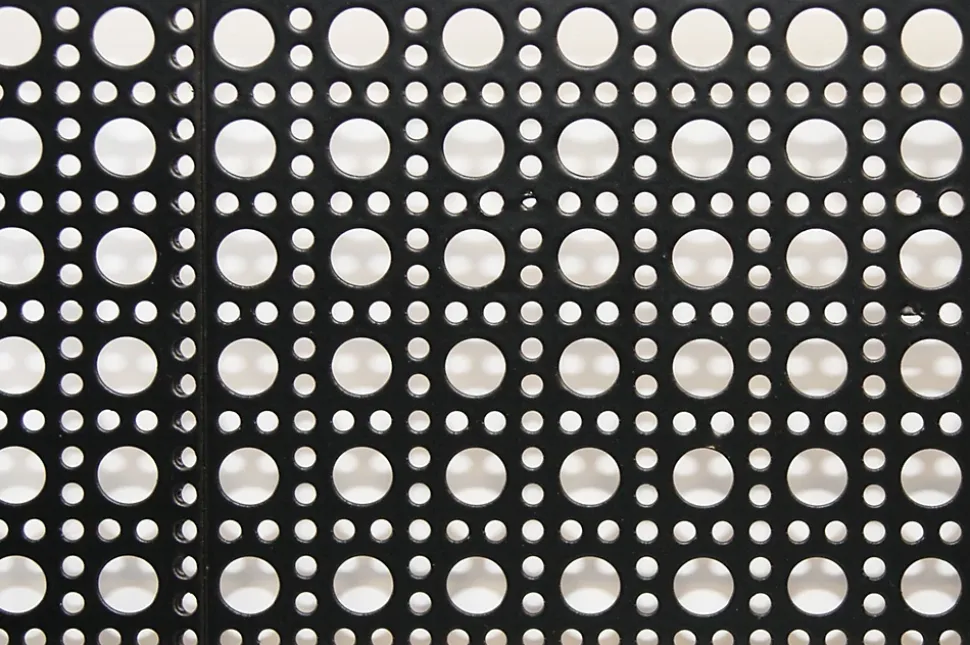 Panier rectangulaire en métal motif cannage noir taille L