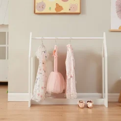 Portant à vêtements Værloese de forme cabane pour enfant 78 x 75 x 35 cm blanc en.casa
