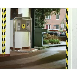 Ruban adhésif de signalisation - noir et jaune - 66 m x 50 mm