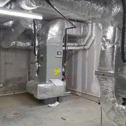 Ruban aluminium (10 m x 50 mm) - Spécialement conçu pour l'étanchéité des isolants réfléchissants thermiques et acoustiques
