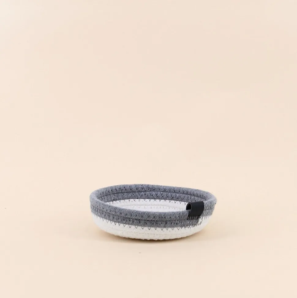 Set de 4 paniers en corde gris et blanc