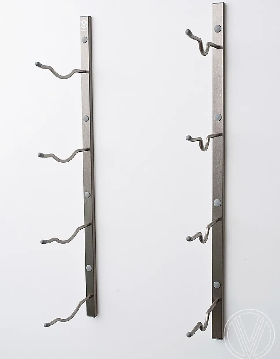Supports à grandes bouteilles de vin (4 Bouteilles) nickel