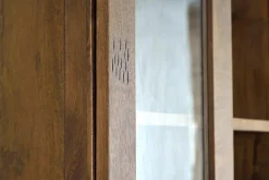 Vaisselier en bois manguier et métal