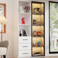 Vitrine avec éclairage LED - 1 porte en verre trempé - 3 tiroirs et 3 étagères ouvertes - Structure en aluminium - Blanc
